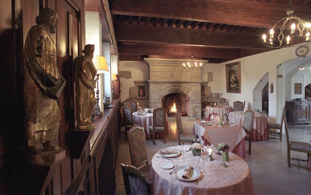 Château De Floure&Spa Carcassonne Restaurante foto